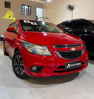 CHEVROLET ONIX 1.4 MPFI LT 8V FLEX 4P MANUAL CHEVROLET ONIX 1.4 MPFI LT 8V FLEX 4P MANUAL